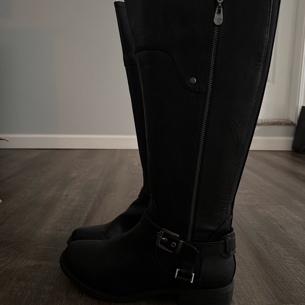 Black Knee-High Riding Boots
